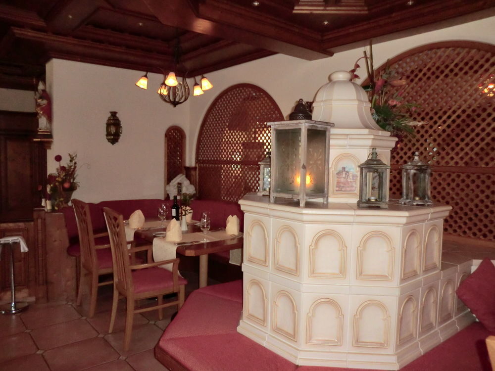 Hotel Spanischer Hof 그로디츠 외부 사진