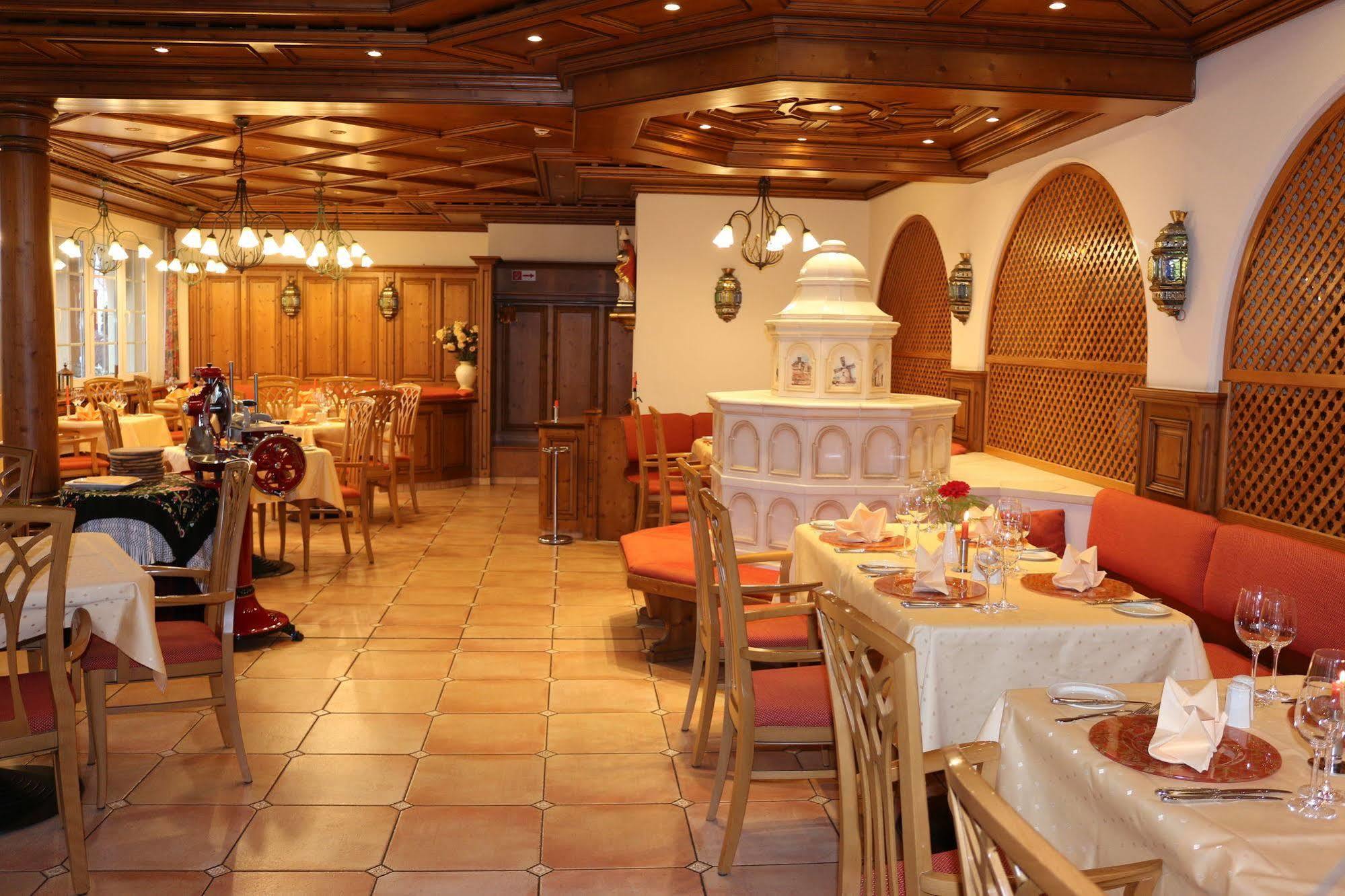 Hotel Spanischer Hof 그로디츠 외부 사진