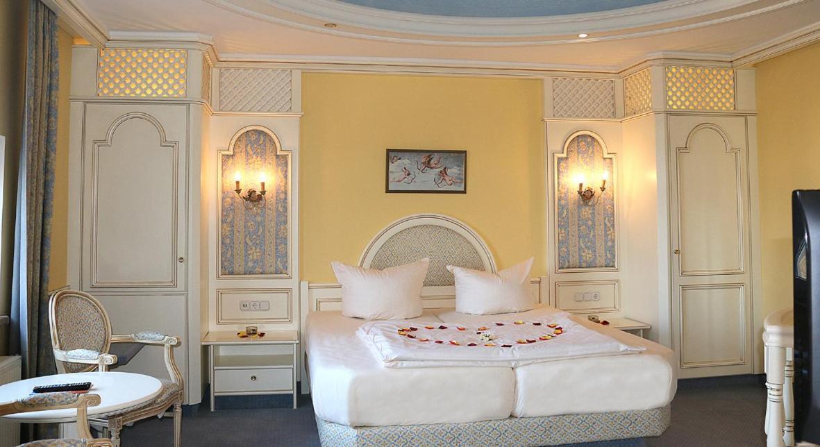Hotel Spanischer Hof 그로디츠 외부 사진